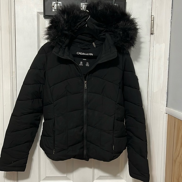 Calvin Klein Jackets & Blazers - Calvin Klein winter coat with furry hood medium